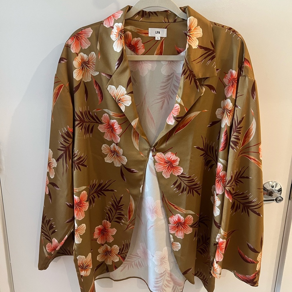 LPA floral top